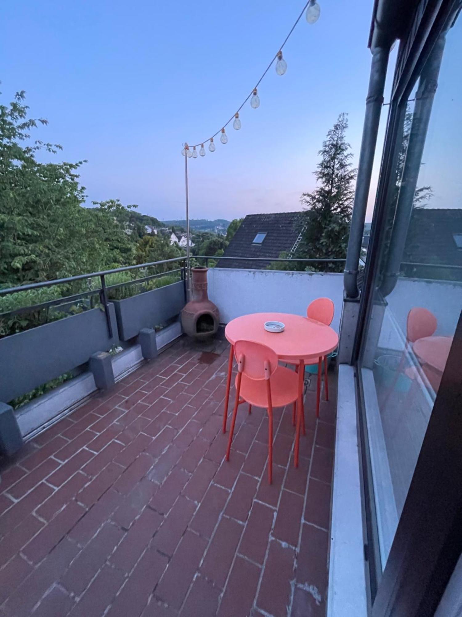 „Maisonette- Apartment“ Есен Екстериор снимка